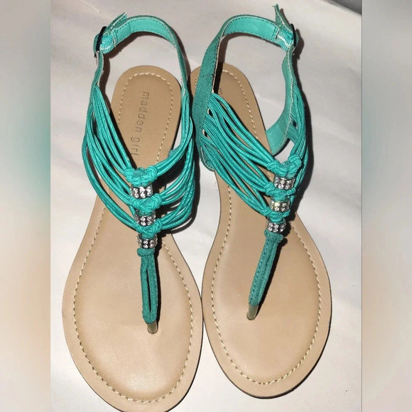 MADDEN GIRL Tangle Green Rhinestone Embellishment Sandals Size 8.5 - Picture 1 of 8